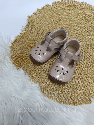 Дитячі туфлі для дівчинки на 4 місяці Clarks. Хмельницкий. фото 1 Дитячі туфлі для дівчинки на 4 місяці Clarks. Хмельницкий. фото 1