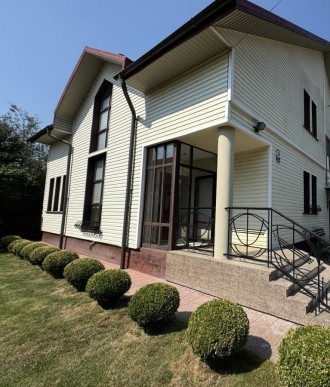 дом, 232.5 м.кв.. Ивано-Франковск. фото 1 дом, 232.5 м.кв.. Ивано-Франковск. фото 1