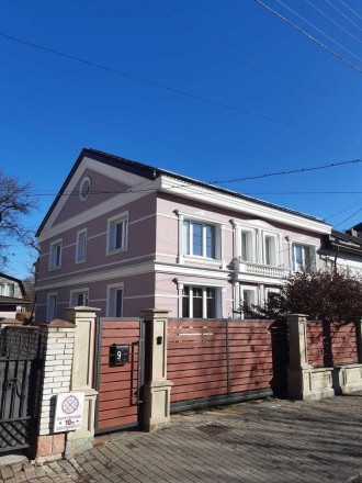 дом, 175 м.кв.. Ивано-Франковск. фото 1 дом, 175 м.кв.. Ивано-Франковск. фото 1
