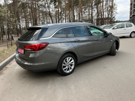 Ідеальний Opel Astra К - 2020 р. - 1.5 дизель/механіка. . фото 4 Стан нового автомобіля!
Тільки доставлений з Німеччини, з лізингового аукціону,. . фото 4