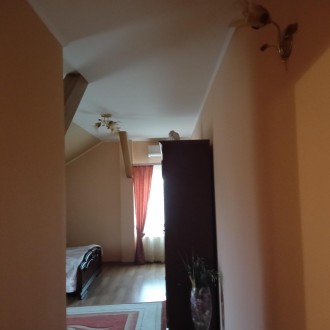дом, 170 м.кв.. . фото 47 Номер оголошення на сайті компанії: SH-200-190-OB.
Продам гарний сучасний двопов. . фото 47