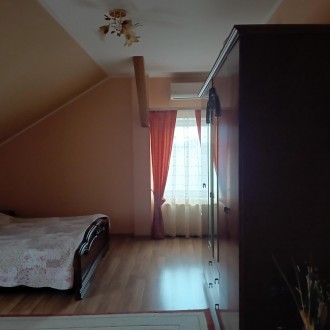дом, 170 м.кв.. . фото 48 Номер оголошення на сайті компанії: SH-200-190-OB.
Продам гарний сучасний двопов. . фото 48