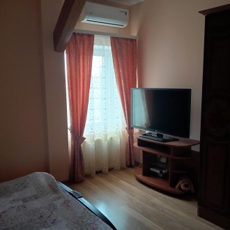 дом, 170 м.кв.. . фото 45 Номер оголошення на сайті компанії: SH-200-190-OB.
Продам гарний сучасний двопов. . фото 45