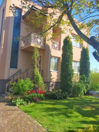Будинок в передмісті Рівного. Рівне. фото 1 Будинок в передмісті Рівного. Рівне. фото 1