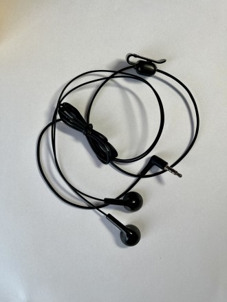 Новые наушники Nokia 3,5 мм WH-102/HS-125. Киев. фото 1 Новые наушники Nokia 3,5 мм WH-102/HS-125. Киев. фото 1
