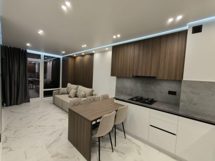 1-комнатная квартира, 60 м.кв.. Ивано-Франковск. фото 1 1-комнатная квартира, 60 м.кв.. Ивано-Франковск. фото 1