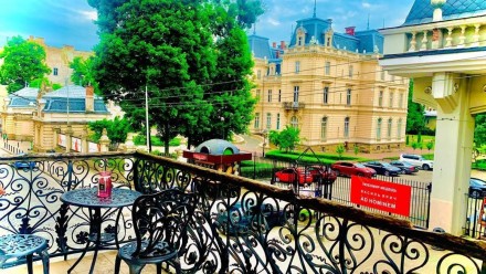 3-комнатная квартира, 150 кв.м. Львів. фото 1 3-комнатная квартира, 150 кв.м. Львів. фото 1