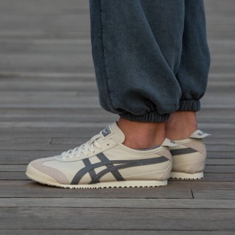 Кросівки Asics весна літо колір білий/блакитний . Київ. фото 1 Кросівки Asics весна літо колір білий/блакитний . Київ. фото 1
