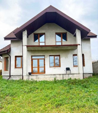дом, 207.00 кв.м. . фото 4 Без комісії.
Продаж просторого 2-поверхового будинку 2015 року.
Село Хотів.
. . фото 4