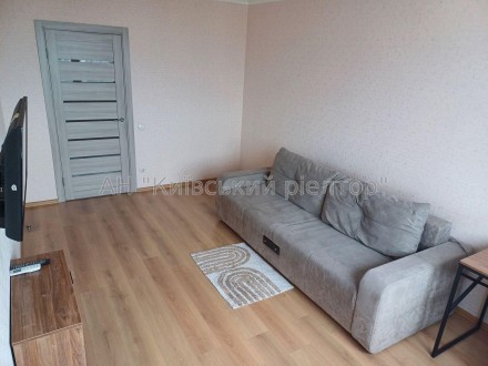 1-комнатная квартира, 40 м.кв.. Київ. фото 1 1-комнатная квартира, 40 м.кв.. Київ. фото 1