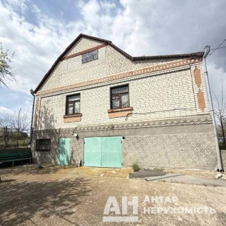 Продається будинок в с.Созонівка (15 хв до Кропивницького). Кировский. фото 3 Продається будинок в с.Созонівка (15 хв до Кропивницького)
Площа - 200 М². Кировский. фото 3
