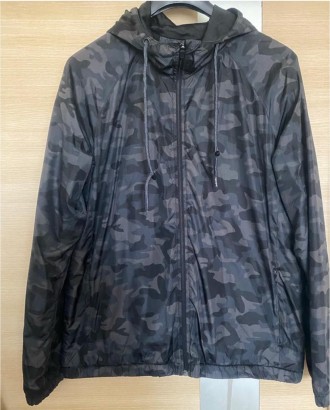 Вітровка куртка легка на флісі р.L/XL. Київ. фото 1 Вітровка куртка легка на флісі р.L/XL. Київ. фото 1