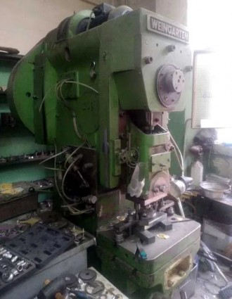 Weingarten AR40 эксцентриковый пресс - одностоечный. Київ. фото 1 Weingarten AR40 эксцентриковый пресс - одностоечный. Київ. фото 1