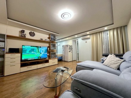 Продам 3-к квартиру (90м2) на Казакова/Гагарина/Подстанция/Дафи. Днепр. фото 1 Продам 3-к квартиру (90м2) на Казакова/Гагарина/Подстанция/Дафи. Днепр. фото 1