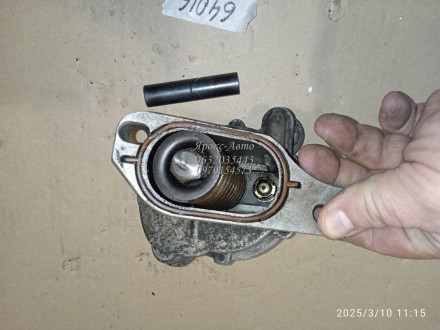Насос вакуумный VW LT 2.5 TD / T4-2.5TD /Crafter 2.5 TD 000064016. Харьков. фото 1 Насос вакуумный VW LT 2.5 TD / T4-2.5TD /Crafter 2.5 TD 000064016. Харьков. фото 1