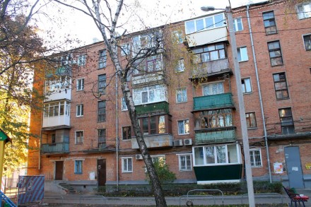 Сдам 2-х комн квартиру пр. Герорев Харькова д. 232, метро Армейская. Харків. фото 1 Сдам 2-х комн квартиру пр. Герорев Харькова д. 232, метро Армейская. Харків. фото 1