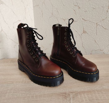 Ботинки Dr. Martens Vegan Jadon Ii Cherry Red Oxford Rub Off 39р/27 см. Мелитополь. фото 1 Ботинки Dr. Martens Vegan Jadon Ii Cherry Red Oxford Rub Off 39р/27 см. Мелитополь. фото 1