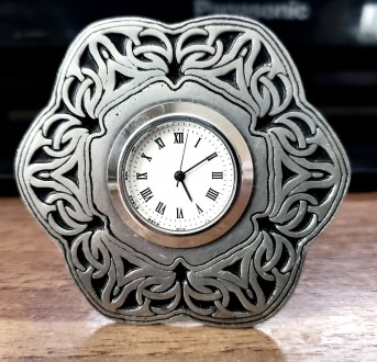 Кельтська квітка британський годинник оловяний. Ивано-Франковск. фото 1 Кельтська квітка британський годинник оловяний. Ивано-Франковск. фото 1