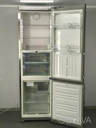 Двухкамерные холодильник Liebherr