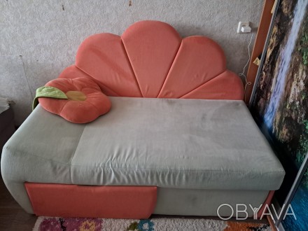Продам диванчик