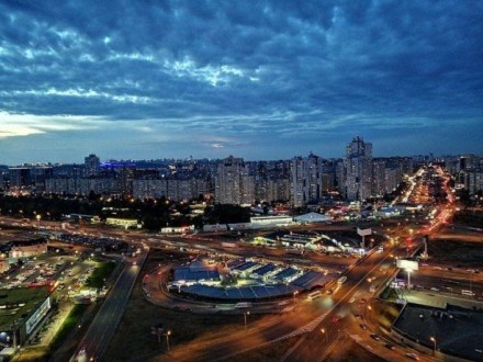 Видовий офіс 136 м2, 28 поверх, Мишуги 12, у ст. метро Позняки. Київ. фото 1 Видовий офіс 136 м2, 28 поверх, Мишуги 12, у ст. метро Позняки. Київ. фото 1