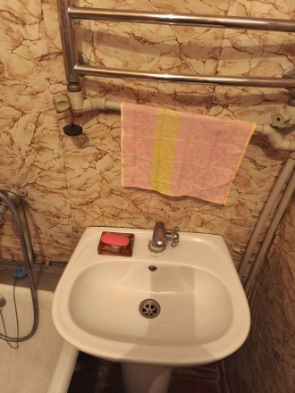 Продам 2х ком.квартиру. Беляева. фото 9 Продам 2х ком квартиру на Ак.Кополева в кирпичном доме возле кардиоцентра. Газов. Беляева. фото 9