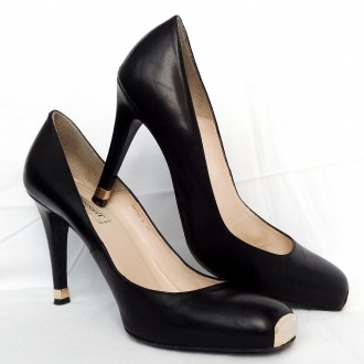 299£ LK Bennett London туфли 40 25,8 см. лодочки на шпильке кожаны. Київ. фото 1 299£ LK Bennett London туфли 40 25,8 см. лодочки на шпильке кожаны. Київ. фото 1