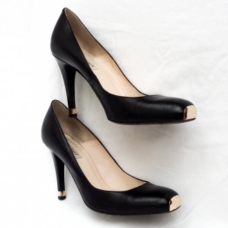 299£ LK Bennett London туфли 40 25,8 см. лодочки на шпильке кожаны. . фото 6 L.K. Bennett London Англия. Женские классические туфли лодочки от британского lu. . фото 6