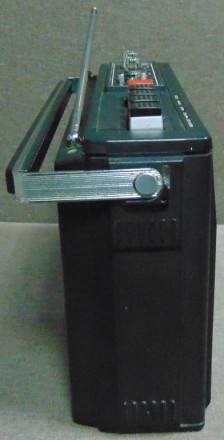 Магнитола Портативная Sanyo Япония. Кам'янське. фото 1 Магнитола Портативная Sanyo Япония. Кам'янське. фото 1