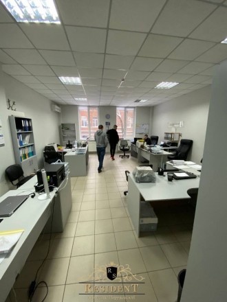 Продаж Офіс в центрі міста з орендарями. Дніпро. фото 1 Продаж Офіс в центрі міста з орендарями. Дніпро. фото 1