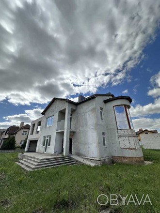 дом, 350.00 кв.м. . фото 1 Без комісії
Продам будинок в котеджному містечку "Home Resort"
Тихе передм. . фото 1