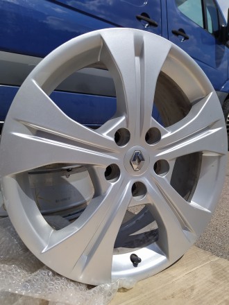 Диски Renault Megane Scenic Fluence Arkana Duster R17(5*114,3)et49. Житомир. фото 1 Диски Renault Megane Scenic Fluence Arkana Duster R17(5*114,3)et49. Житомир. фото 1