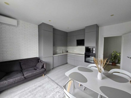 2-комнатная квартира, 62.00 кв.м. Киев. фото 1 2-комнатная квартира, 62.00 кв.м. Киев. фото 1
