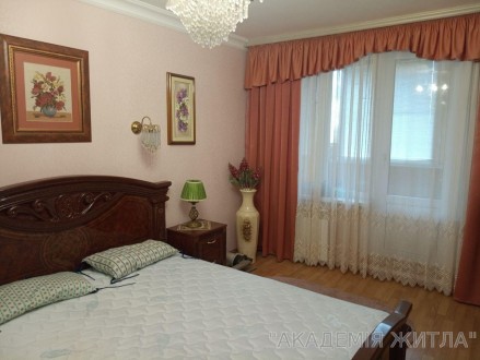 3-комнатная квартира, 70.4 м.кв.. Київ. фото 1 3-комнатная квартира, 70.4 м.кв.. Київ. фото 1