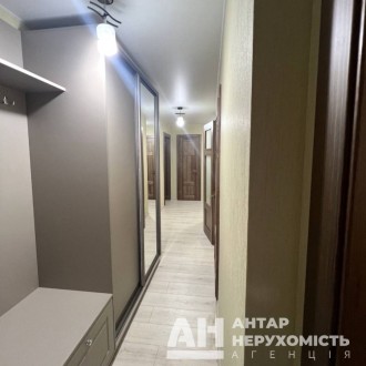 Продається 4-к квартира в Кропивницькому , р-н Центр. Центр. фото 8 Продається 4-к квартира в Кропивницькому , р-н Центр
Площа - 85 М²
Пов. Центр. фото 8