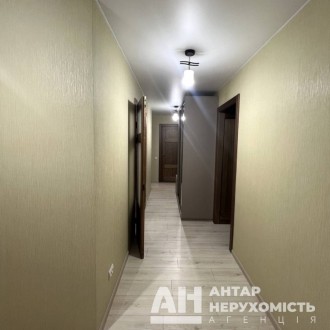 Продається 4-к квартира в Кропивницькому , р-н Центр. Центр. фото 7 Продається 4-к квартира в Кропивницькому , р-н Центр
Площа - 85 М²
Пов. Центр. фото 7