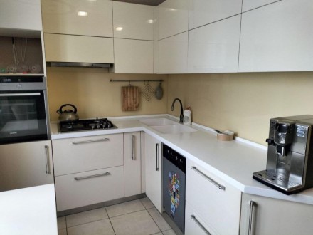 ЕЛ-0811 Продам 4к квартиру на Салтовке Медкомплекс 625 м/р. Харків. фото 1 ЕЛ-0811 Продам 4к квартиру на Салтовке Медкомплекс 625 м/р. Харків. фото 1