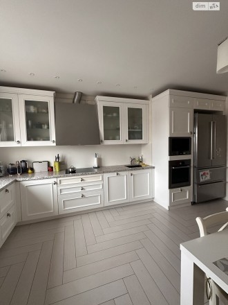 ЖК Абрикос. Продаж 3к. квартири. Площа 121 кв.м. Квартира складається з кухні, в. . фото 4
