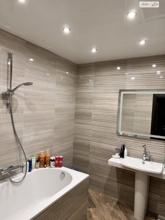 ЖК Абрикос. Продаж 3к. квартири. Площа 121 кв.м. Квартира складається з кухні, в. . фото 11