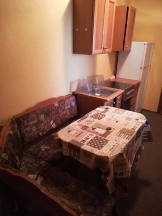 Продаж 1к. квартири. Спецпроект 2000-2005 рр; стіни: цегла; перекриття: залізобе. . фото 5