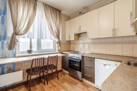 1к квартира, вул. Ахматової , Позняки. Киев. фото 1 1к квартира, вул. Ахматової , Позняки. Киев. фото 1