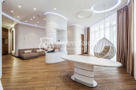 4-комнатная квартира, 155.00 кв.м. Киев. фото 1 4-комнатная квартира, 155.00 кв.м. Киев. фото 1