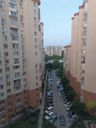 Продам однокімнатну квартиру. Киевский. фото 9 Таїрова, Київський район, ЖМ Радужний
Будинок 2012р.п. У центрі мікрорайону.
У. Киевский. фото 9