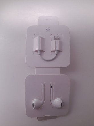 Навушники Apple EarPods з роз'ємом Lightnig та адаптер Lightnig на 3 5мм.. Херсон. фото 1 Навушники Apple EarPods з роз'ємом Lightnig та адаптер Lightnig на 3 5мм.. Херсон. фото 1