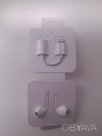 Навушники Apple EarPods з роз'ємом Lightnig та адаптер Lightnig на 3 5мм.