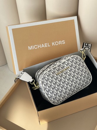 Сумка кросс-боді Michael Kors BODI білий. Київ. фото 1 Сумка кросс-боді Michael Kors BODI білий. Київ. фото 1
