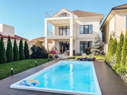 Стильный дом в Совиньоне! Бассейн, спортзал, террасы.. Одесса. фото 1