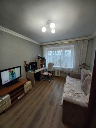 Продаж 3-х кімнат в 5-ти кімнатній квартирі. Киев. фото 1 Продаж 3-х кімнат в 5-ти кімнатній квартирі. Киев. фото 1