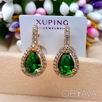 Серьги медицинское золото Xuping зеленый камень Размер 20 × 9 мм английский замо