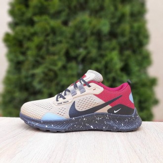 Nike Pegasus Trail Бежеві з бордовим. Київ. фото 1 Nike Pegasus Trail Бежеві з бордовим. Київ. фото 1